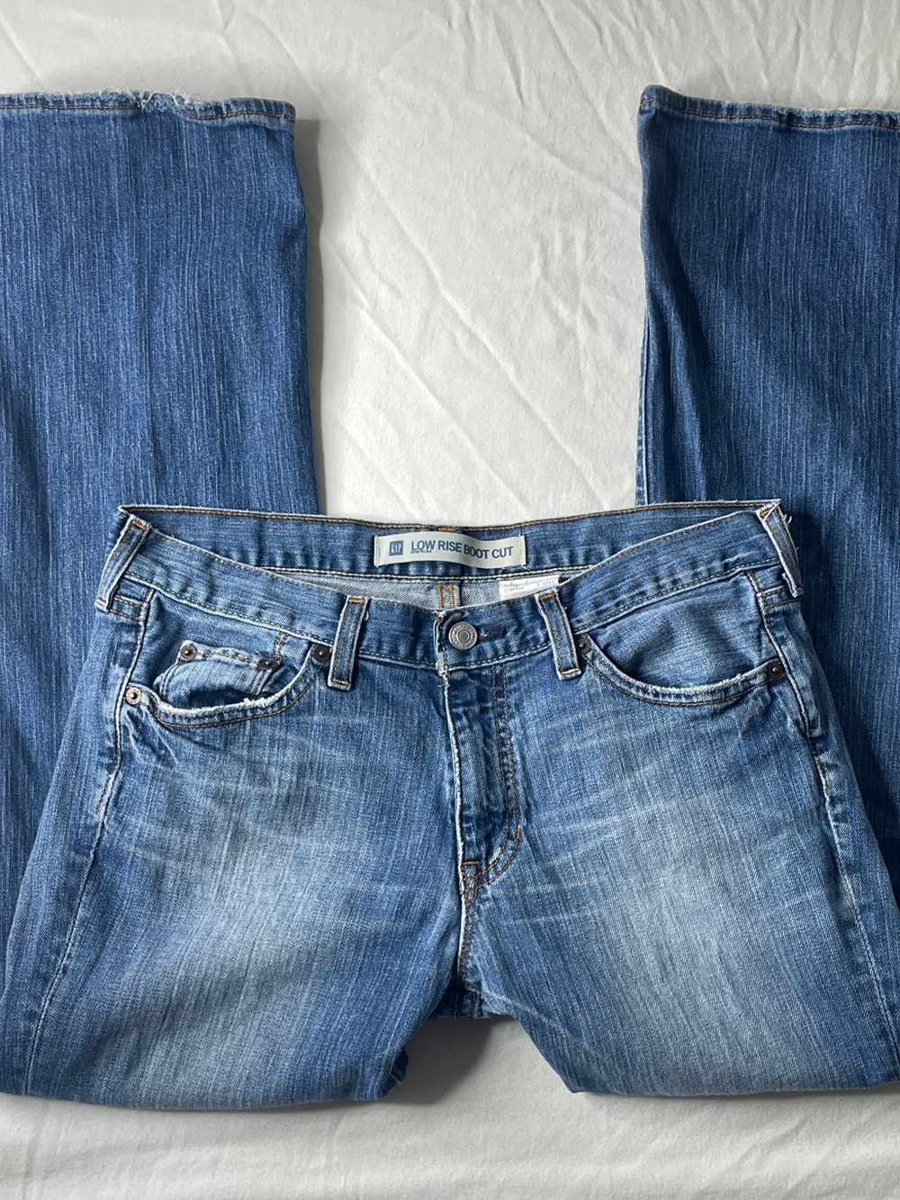 Gap Vintage Jeans Womens 8 Medium Wash Low Rise Bootcut Britney Indie Y2K Denim